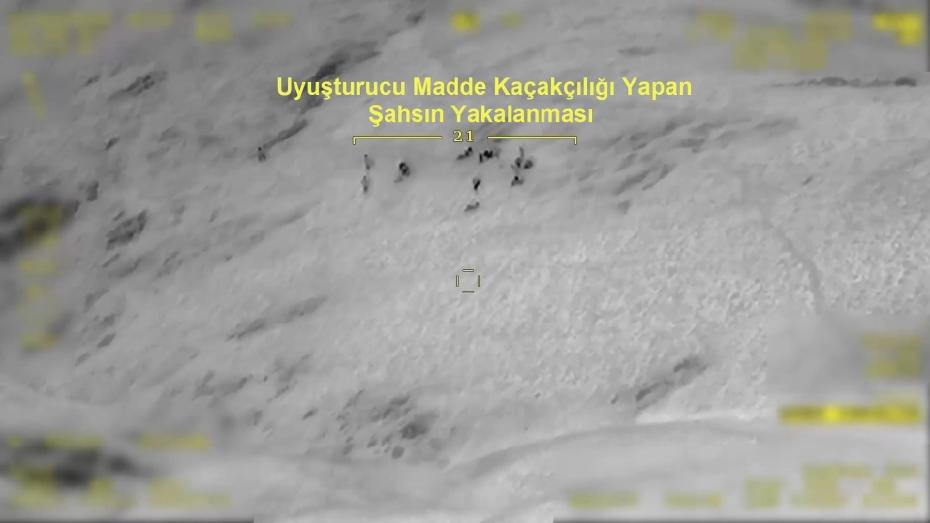 Hakkari'de JİHA Destekli Operasyonda 253 Kilo Uyuşturucu Ele Geçirildi