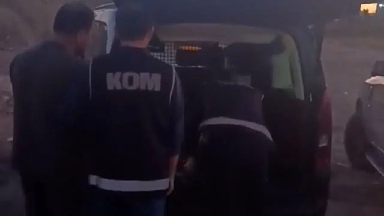 Antalya'da 200 Milyon Liralık Karşılıksız Çek Dolandırıcılığına Operasyon: 4 Tutuklama, 6 Gözaltı