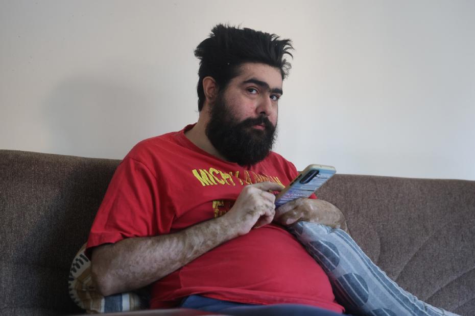 Depremin Ardından Yeniden Eve Kapanan Genç Adamın Hikayesi ve Mücadele Süreci