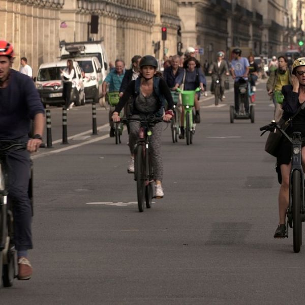 Bugün Paris'in merkezinde bisiklet sürmek araba kullanmaktan daha yaygın |  Araştırma