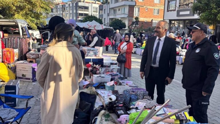 Polis ekipleri Boyabat pazarında incelemelerde bulundu