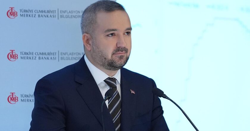 TCMB Başkanı Karahan, TBB yönetimiyle bir araya geldi