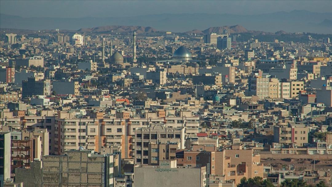 Devlet ofisleri, İran 2'deki Buhehr eyaletindeki aşırı sıcaklık nedeniyle 2 gün boyunca tatillerdi.