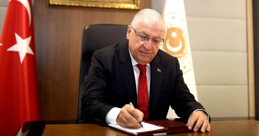 Bakan Güler’den 29 Ekim Cumhuriyet Bayramı mesajı: ‘Türk milletinin yeniden doğuşunun sembolü’ – Son Dakika Siyaset Haberleri