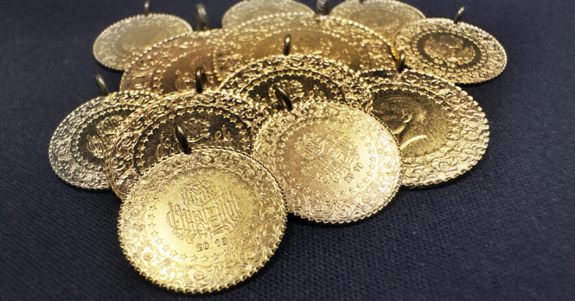 Altın fiyatları 13 Kasım 2025: Gram, çeyrek, yarım, cumhuriyet ve tam altın güncel değerleri!