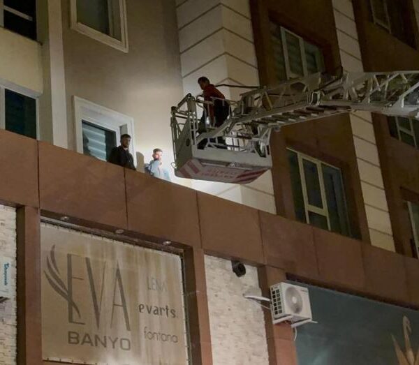 Parmak izi kilidi kaçışı önledi, çarşafla inenler sıkıştı!